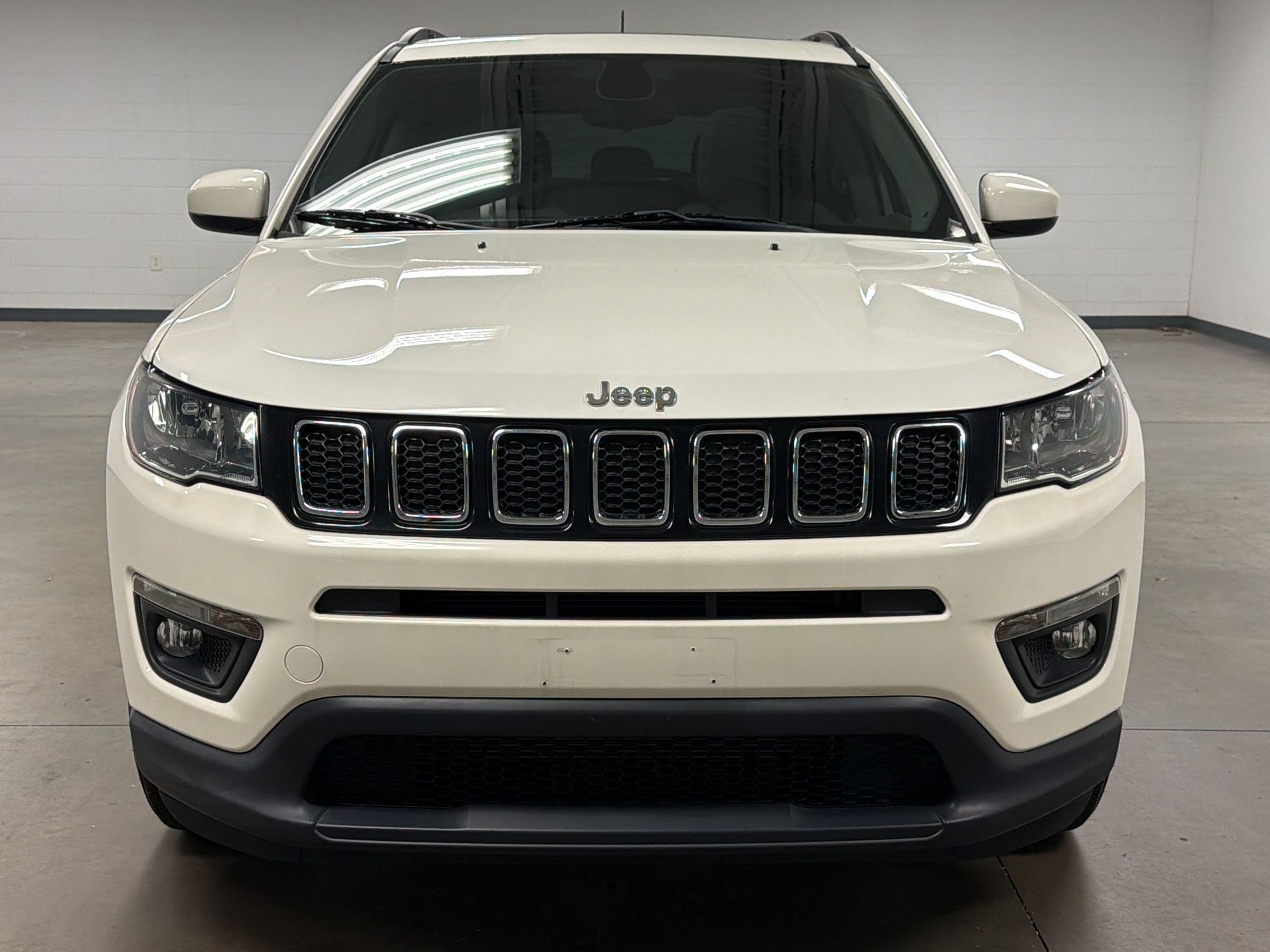 Used 2020 Jeep Compass Latitude FWD image 5