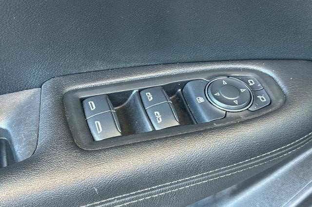 Certified 2024 Cadillac XT5 Luxury FWD image 12