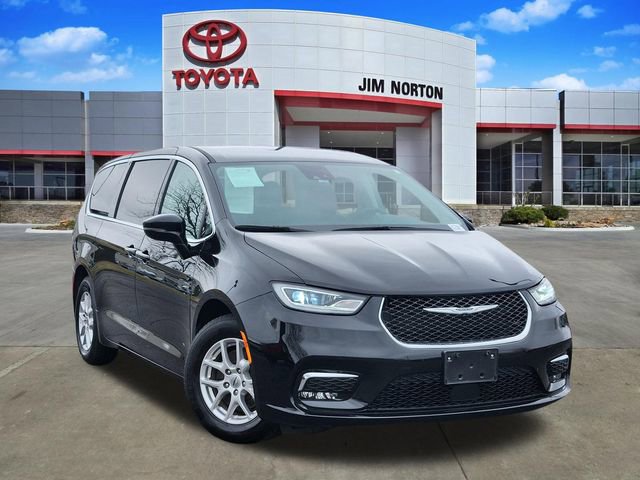 Used 2024 Chrysler Pacifica Touring-L