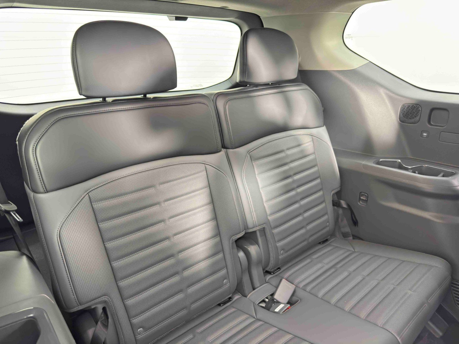 Used 2024 Kia EV9 Land image 43