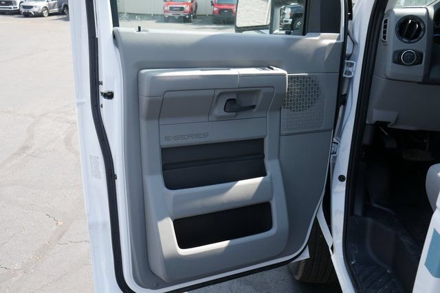 New 2026 Ford E-350 and Econoline 350 Super Duty w/ Power Equipment Group RWD image 11