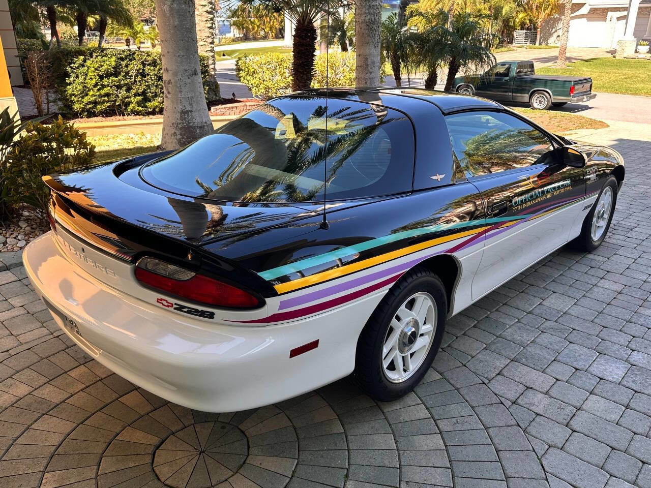 Used 1993 Chevrolet Camaro Z28 RWD image 32