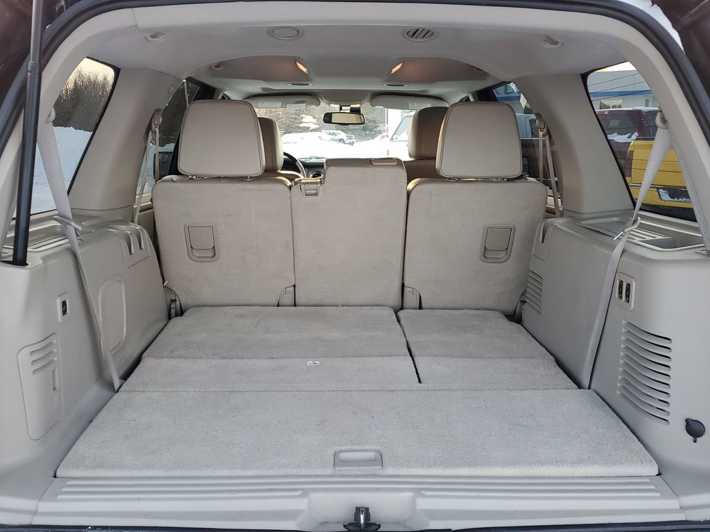 Used 2013 Ford Expedition Limited image 32