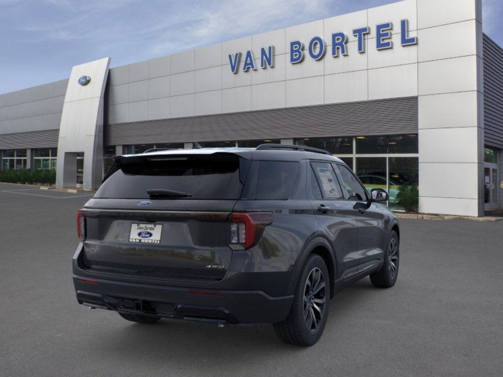 Used 2026 Ford Explorer ST-Line AWD/4WD image 8