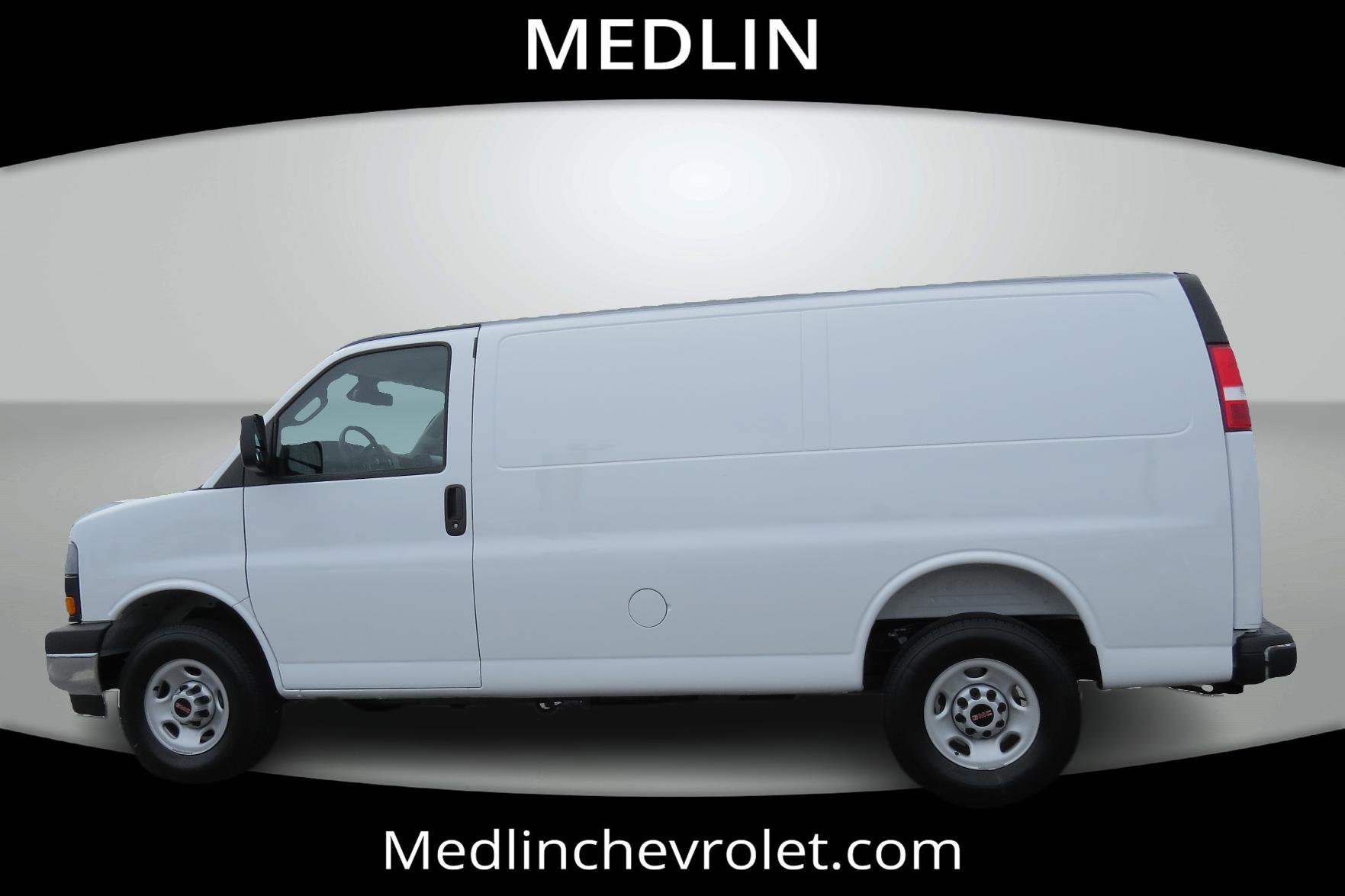 Used 2025 GMC Savana 3500 Work Van 3D Cargo Van w/ Driver Convenience Package image 7