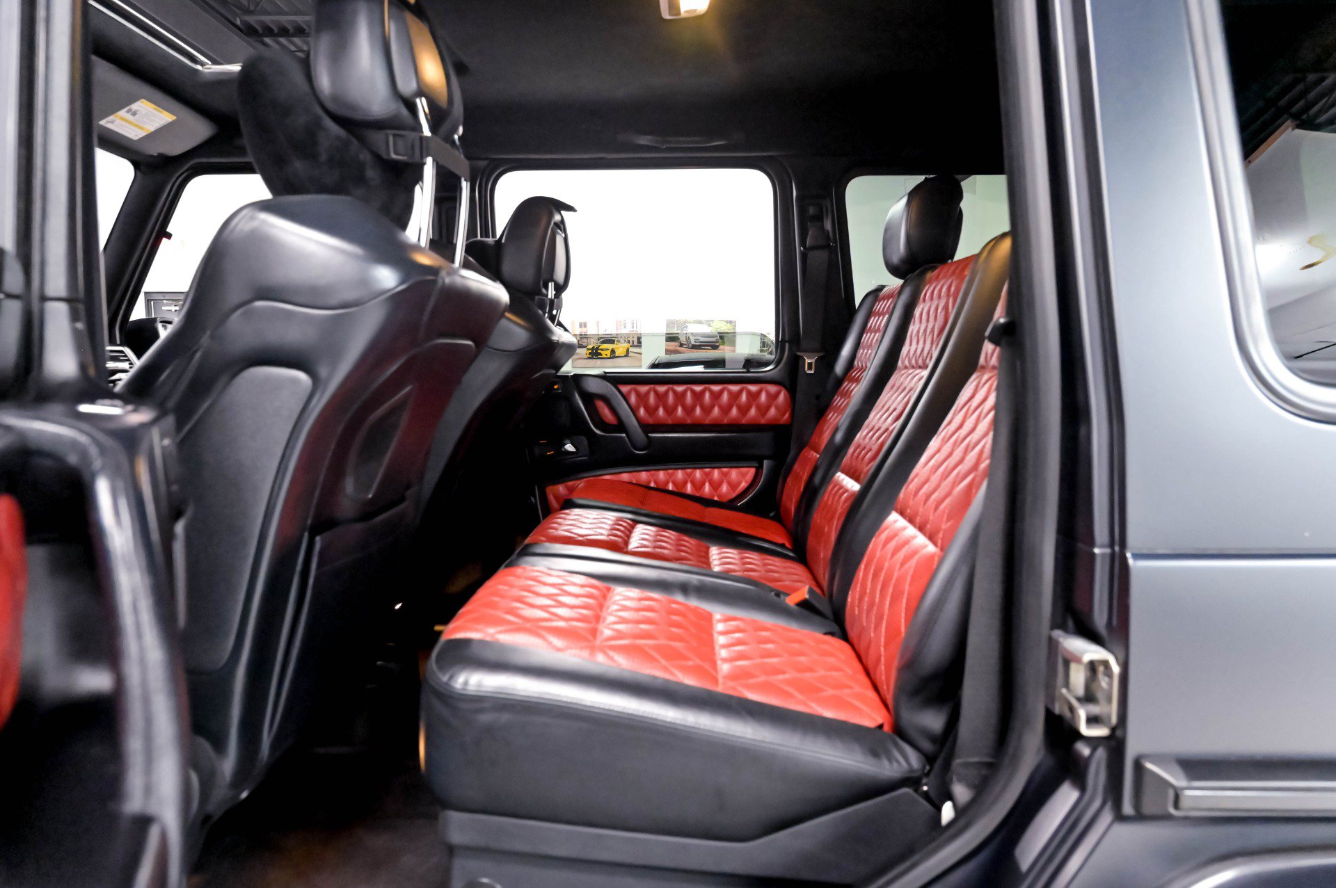 Used 2014 Mercedes-Benz G 63 AMG 4MATIC image 12