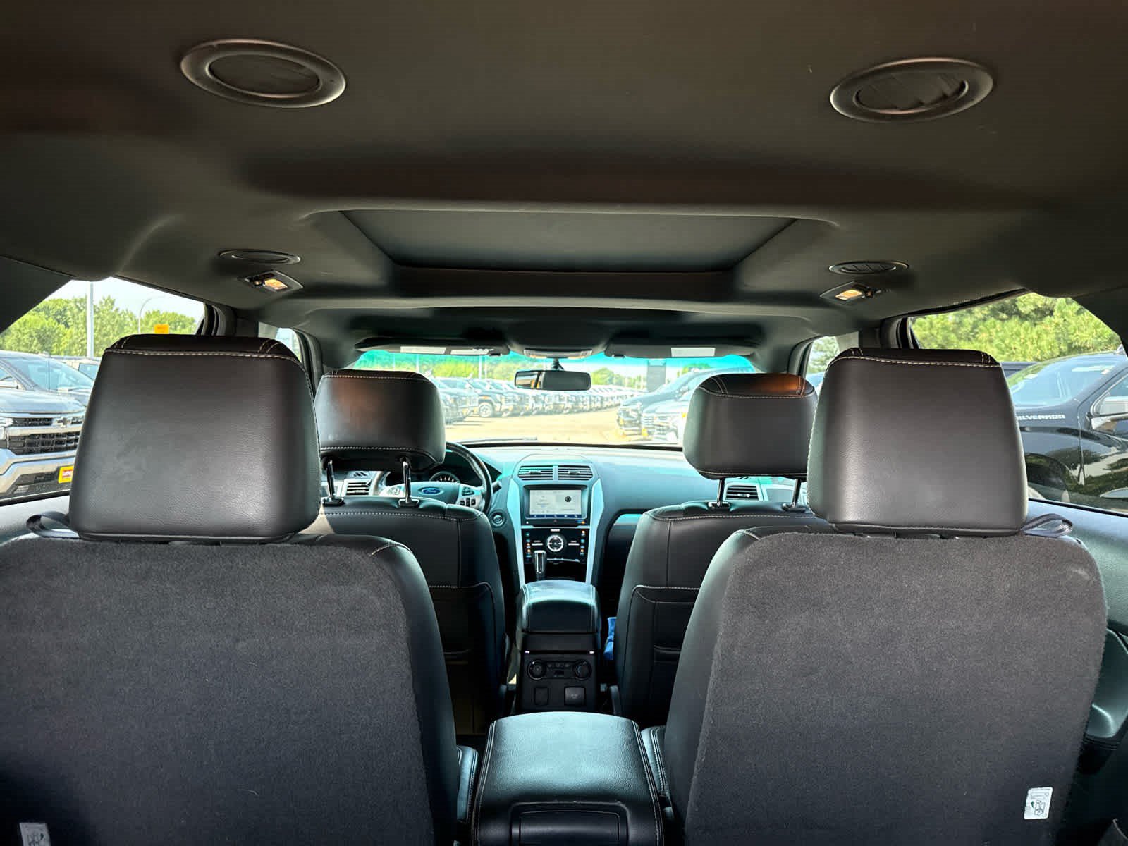 Used 2015 Ford Explorer Sport w/ Equipment Group 401A AWD/4WD image 8