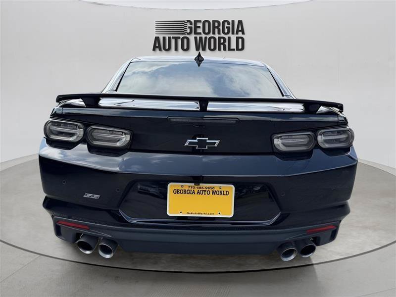 Used 2019 Chevrolet Camaro SS RWD image 12