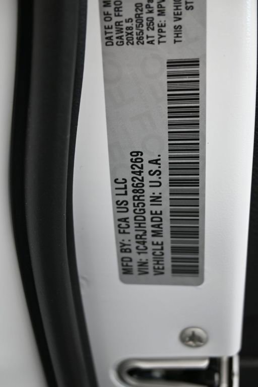 Used 2024 Jeep Grand Cherokee Overland image 30