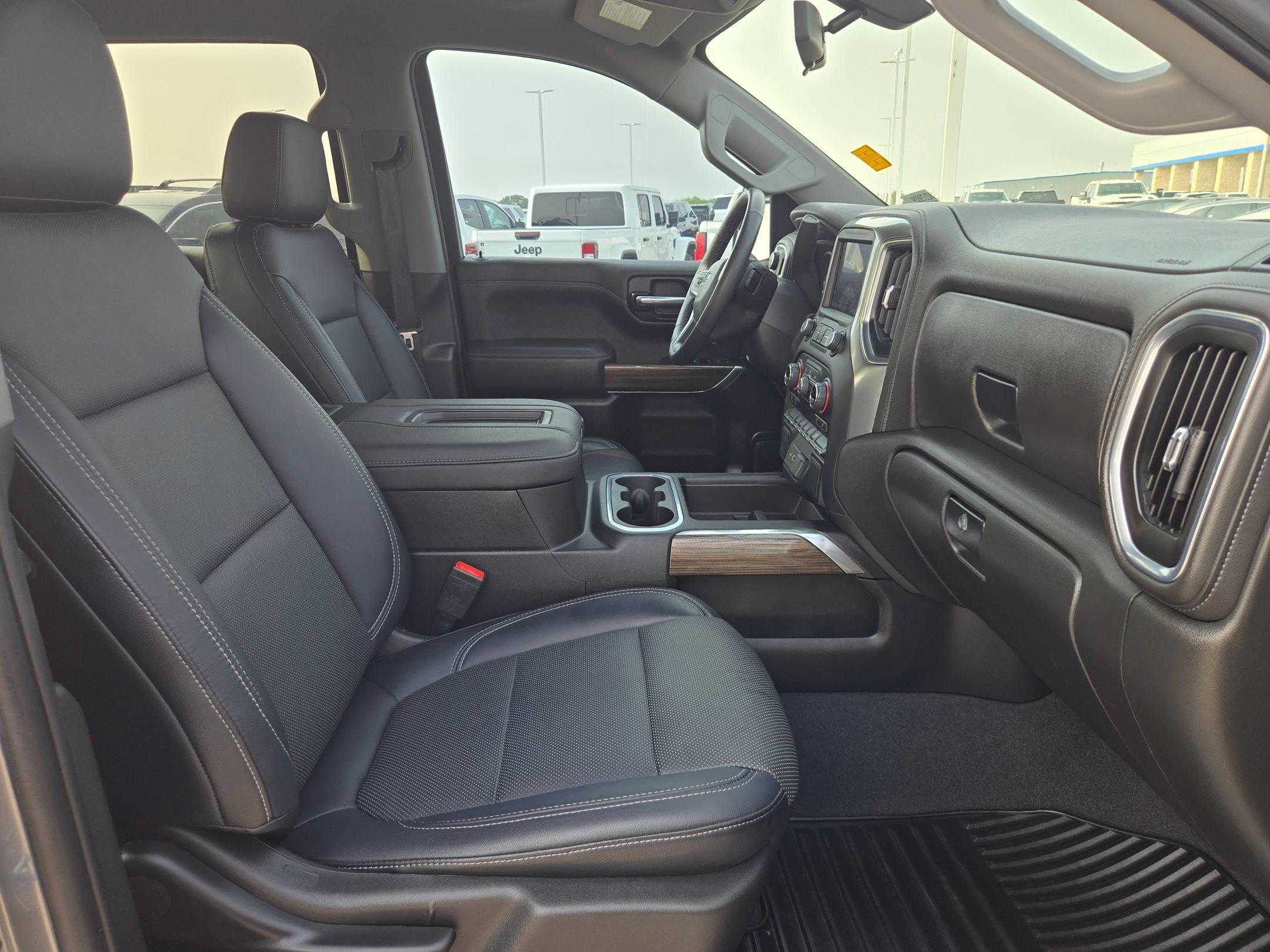 Used 2022 Chevrolet Silverado 1500 RST RWD image 23