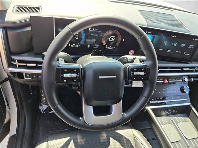 Used 2026 Hyundai Santa Fe SEL FWD image 11