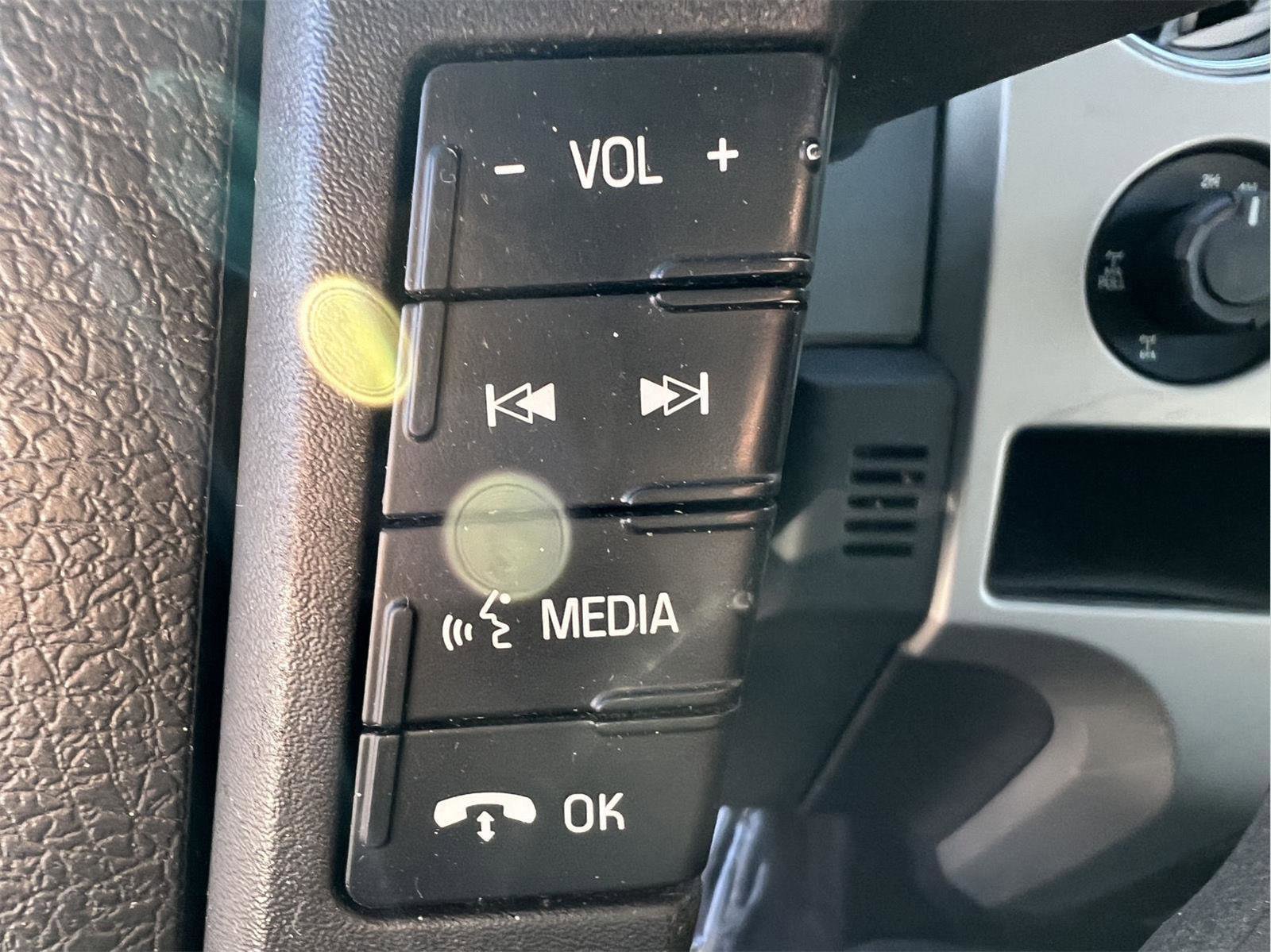 Used 2014 Ford F150 XLT w/ Trailer Tow Package image 19