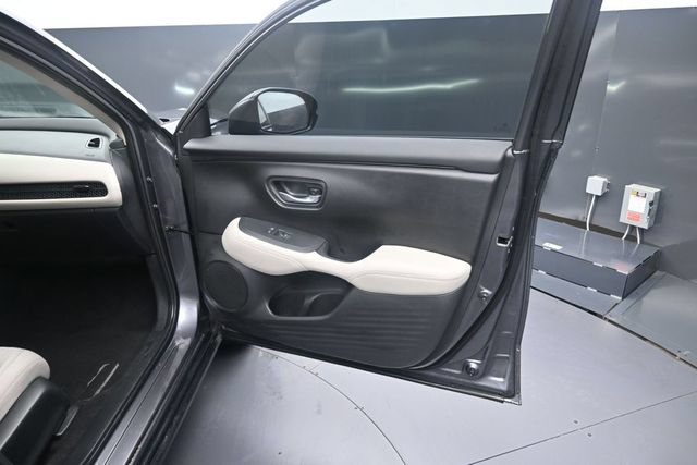 Certified 2025 Honda HR-V LX image 20