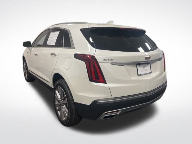 Certified 2025 Cadillac XT5 Premium Luxury image 3