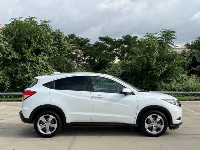 Used 2017 Honda HR-V EX-L image 5