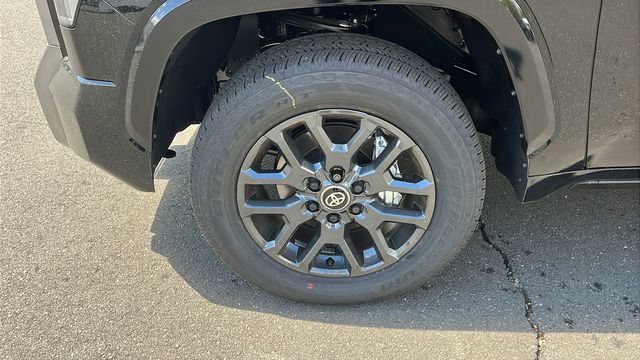 New 2026 Toyota Tundra Platinum AWD/4WD image 5