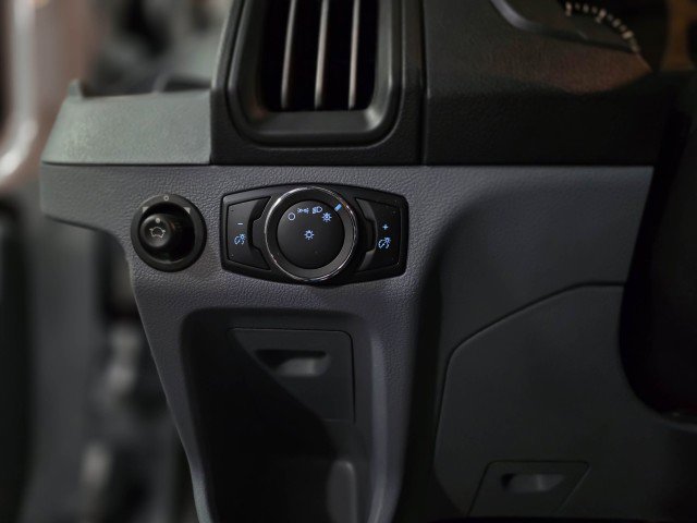 Used 2019 Ford Transit 350 XLT image 28