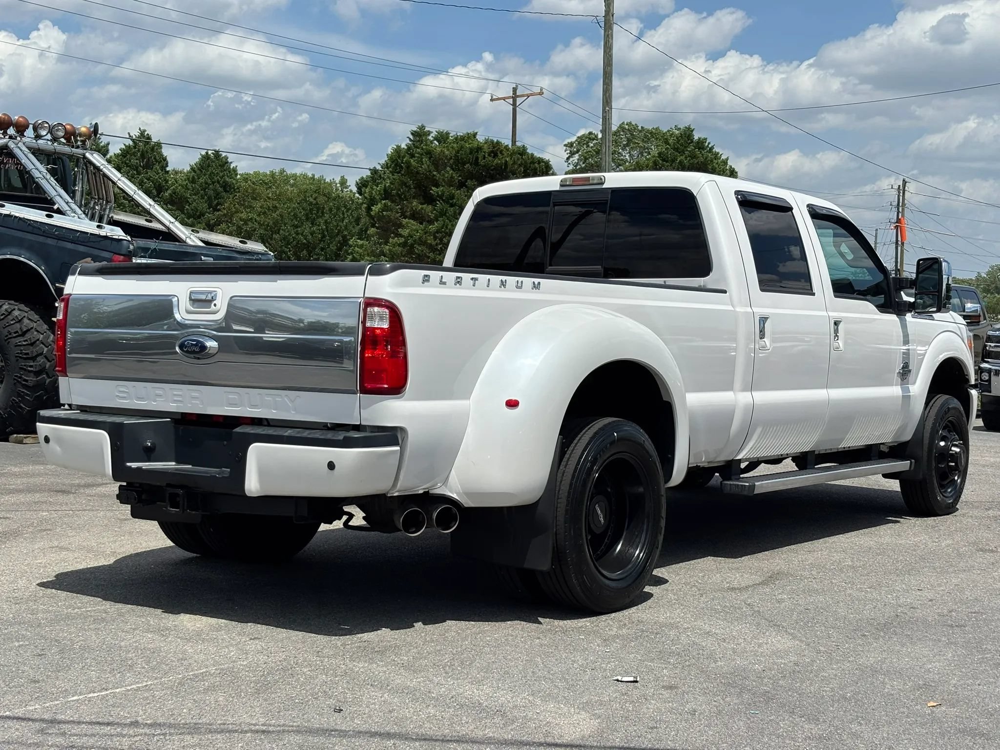 Used 2016 Ford F350 Platinum AWD/4WD image 4