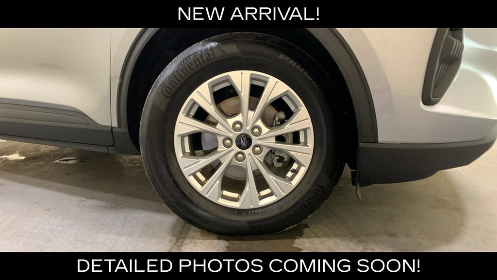 Used 2023 Ford Escape Active AWD/4WD image 9