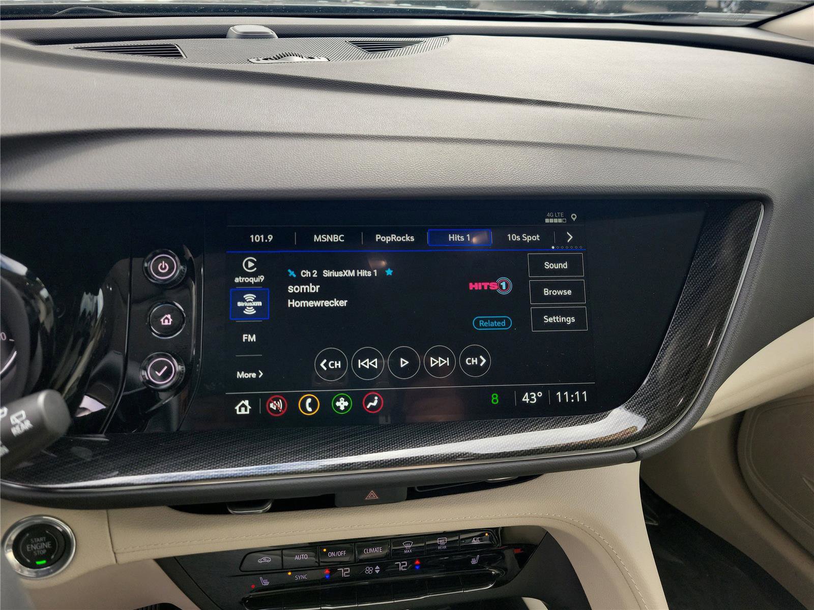 Used 2023 Buick Envision Preferred image 27