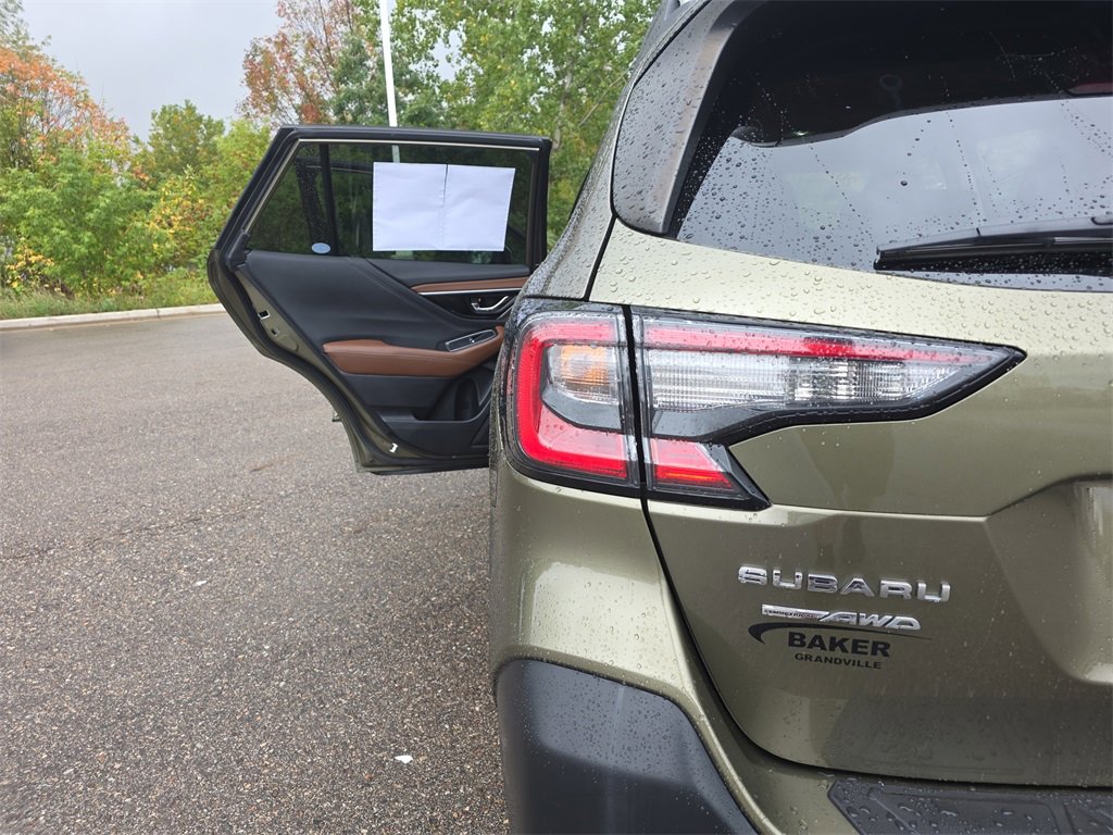 Used 2022 Subaru Outback Touring image 36