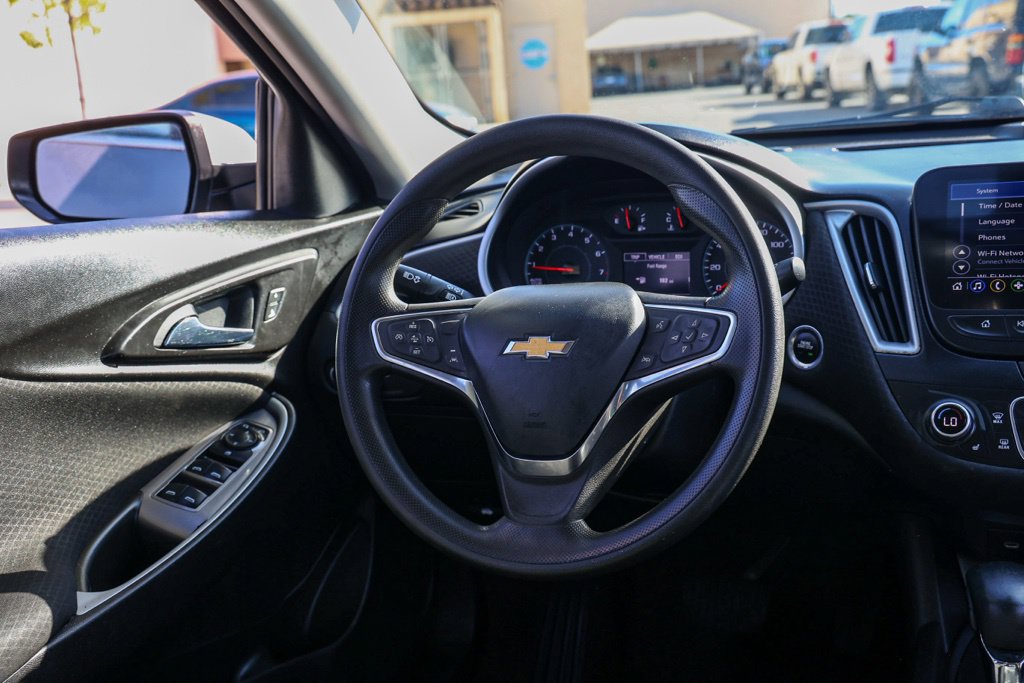 Used 2023 Chevrolet Malibu LT FWD image 24