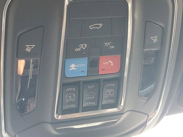 New 2026 Jeep Grand Cherokee Limited AWD/4WD image 30