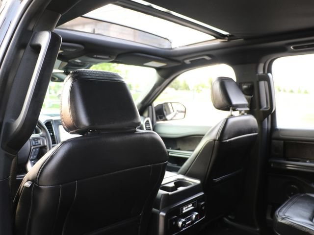 Used 2021 Ford Expedition Max Limited AWD/4WD image 16
