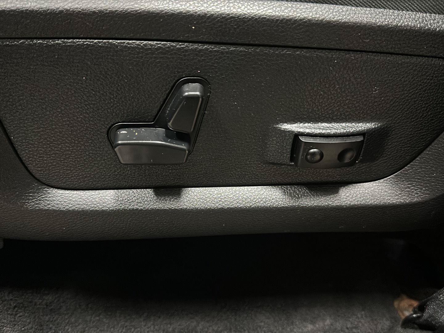 Used 2016 RAM 1500 Big Horn AWD/4WD image 17