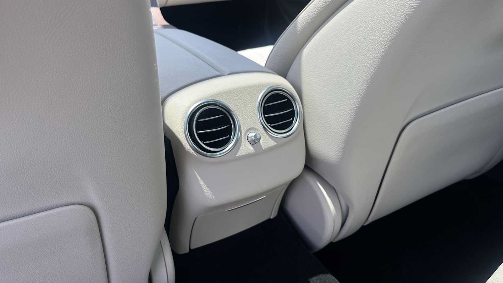 Certified 2023 Mercedes-Benz E 350 4MATIC Sedan image 36