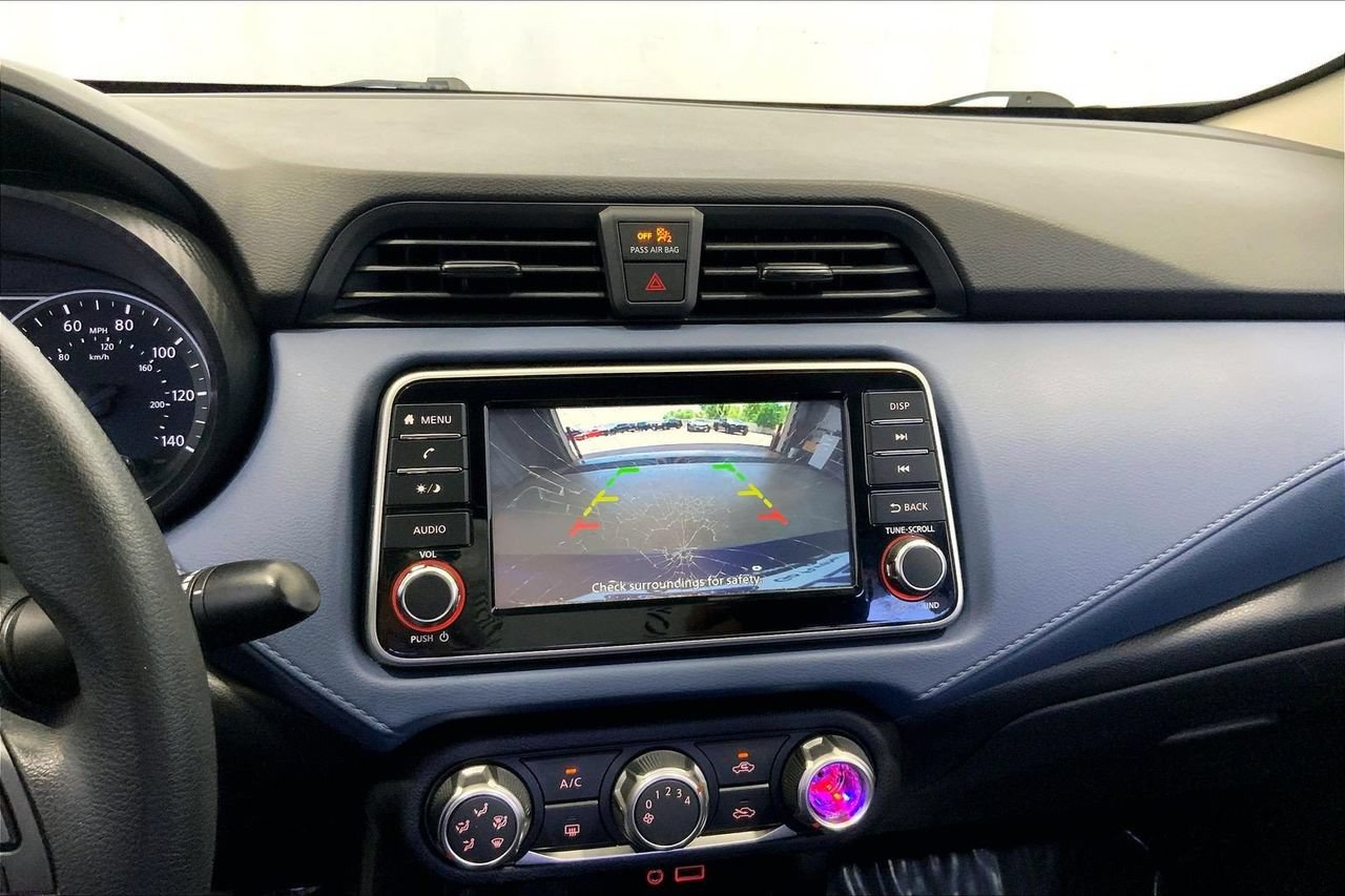 Used 2023 Nissan Versa SV FWD image 24