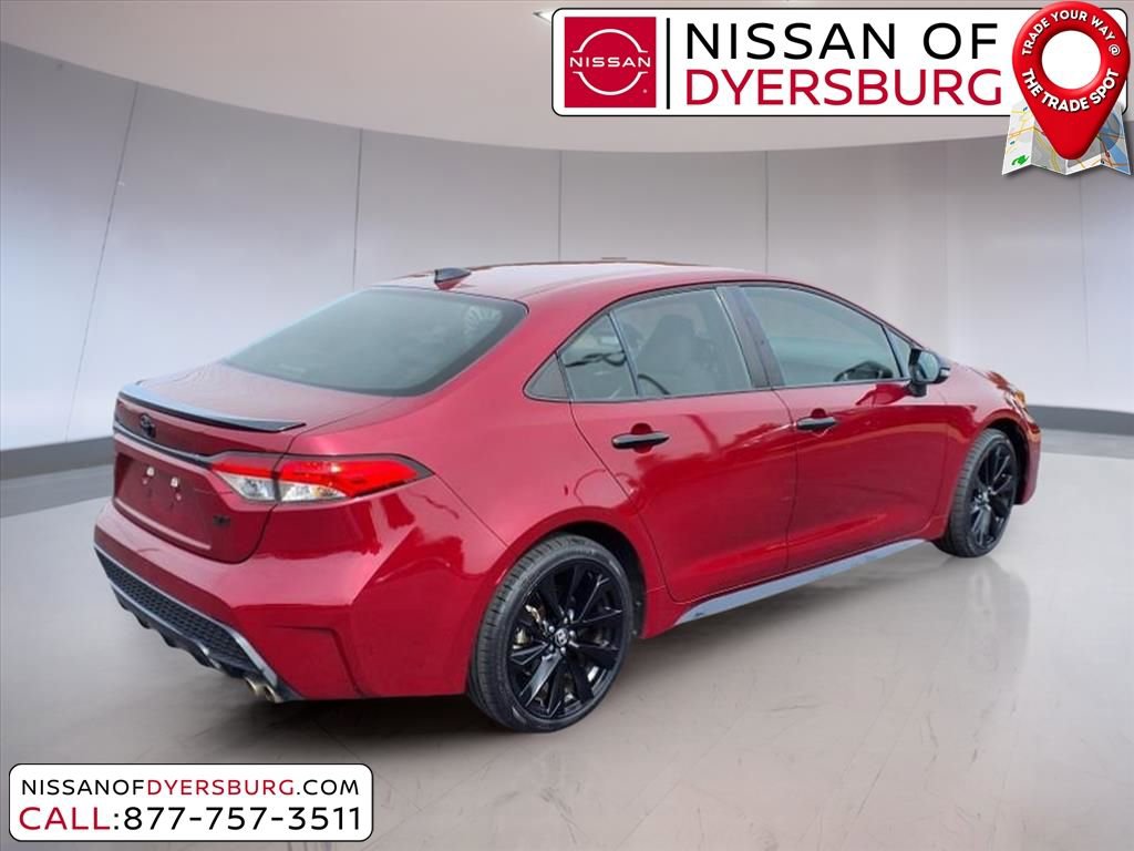 Used 2022 Toyota Corolla SE image 3