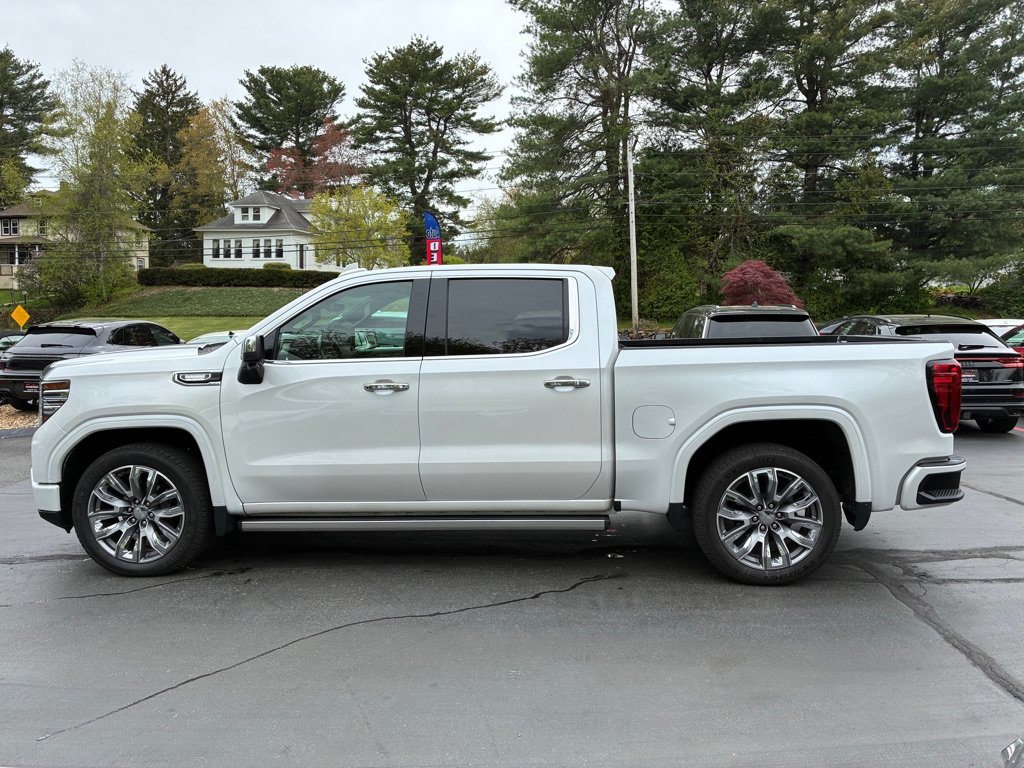 Used 2023 GMC Sierra 1500 Denali w/ Denali Reserve Package AWD/4WD image 10