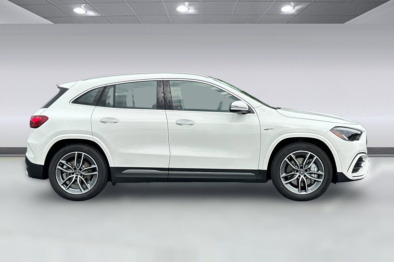 New 2026 Mercedes-Benz GLA 35 AMG 4MATIC image 7