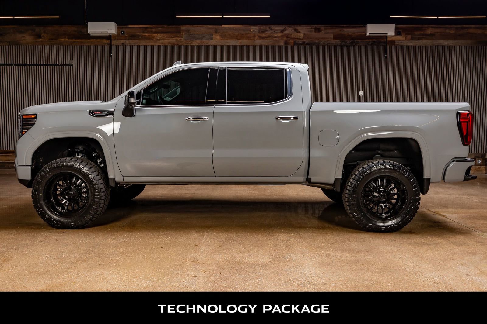 Used 2025 GMC Sierra 1500 Denali w/ Technology Package image 6