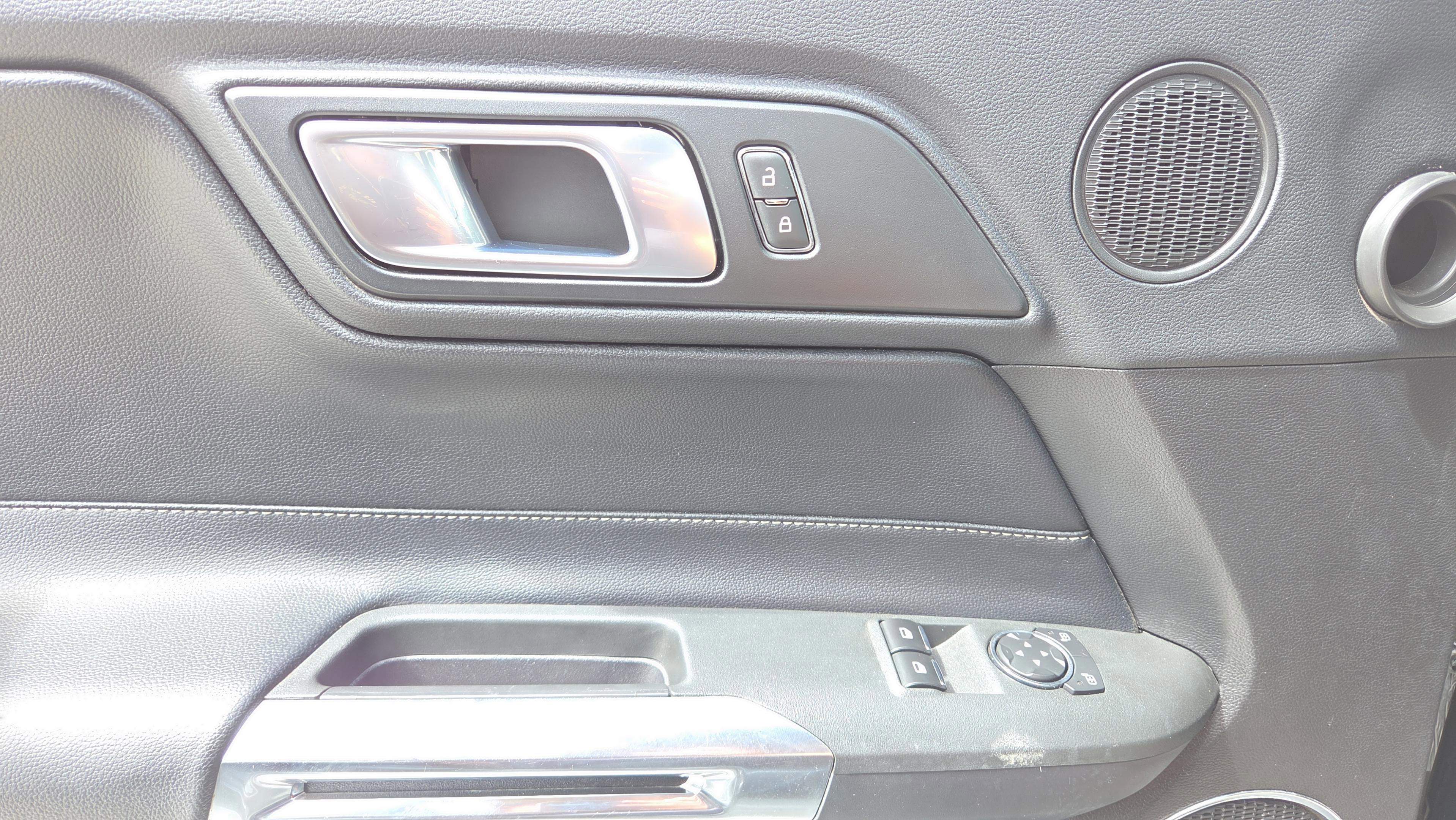 Used 2019 Ford Mustang Premium w/ Ford Safe & Smart Package RWD image 32