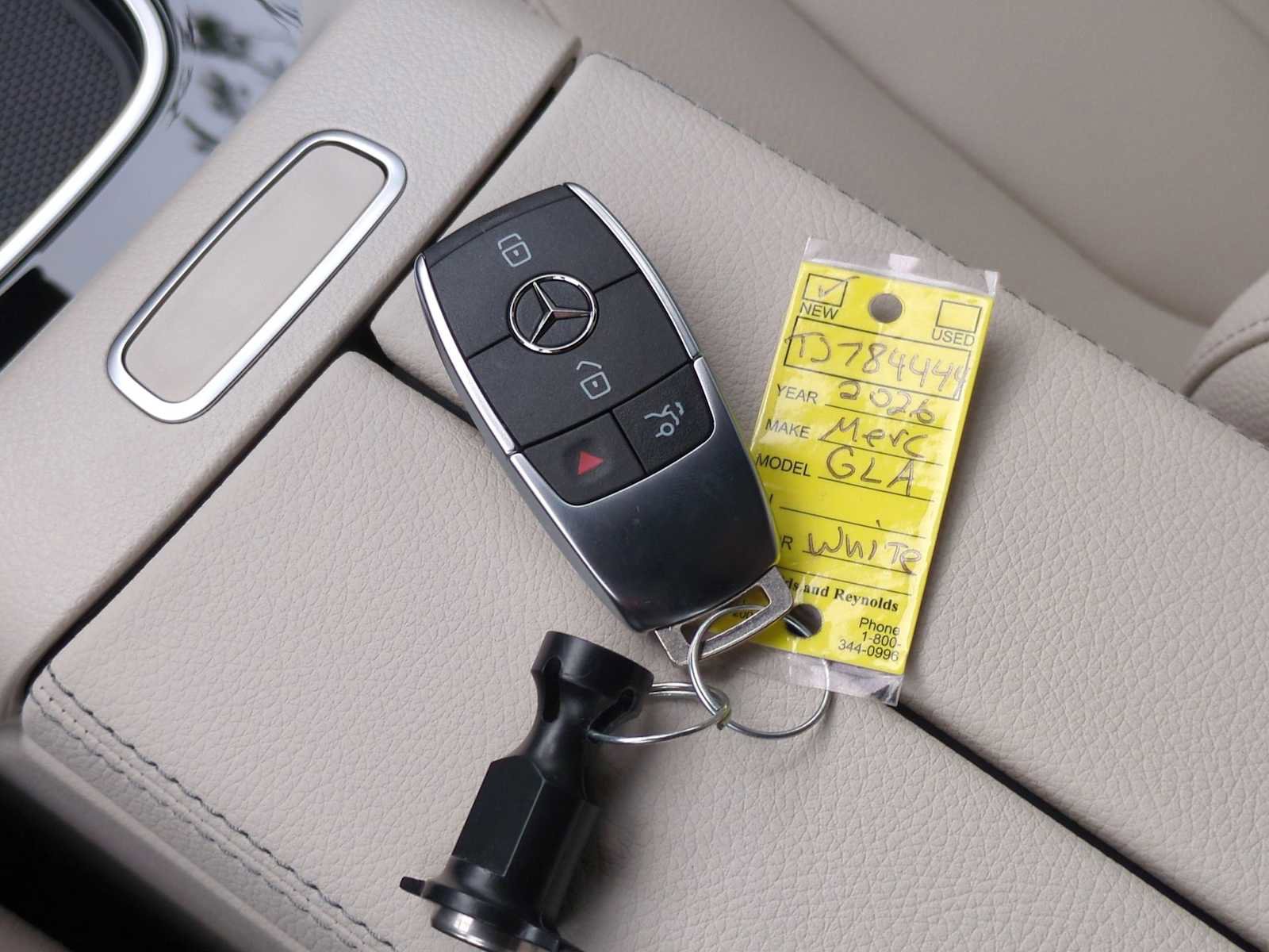 Used 2026 Mercedes-Benz GLA 250 4MATIC image 37