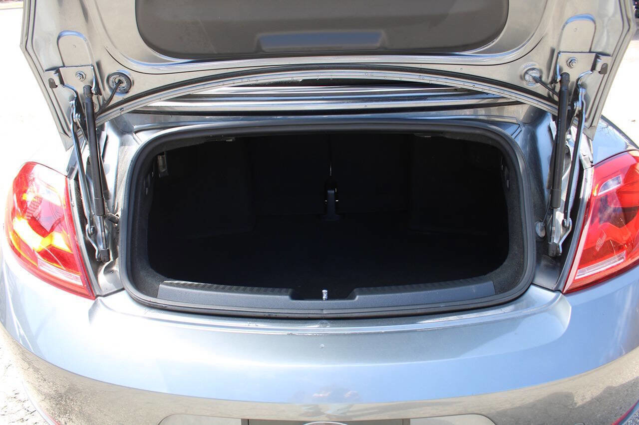 Used 2014 Volkswagen Beetle 1.8T image 30