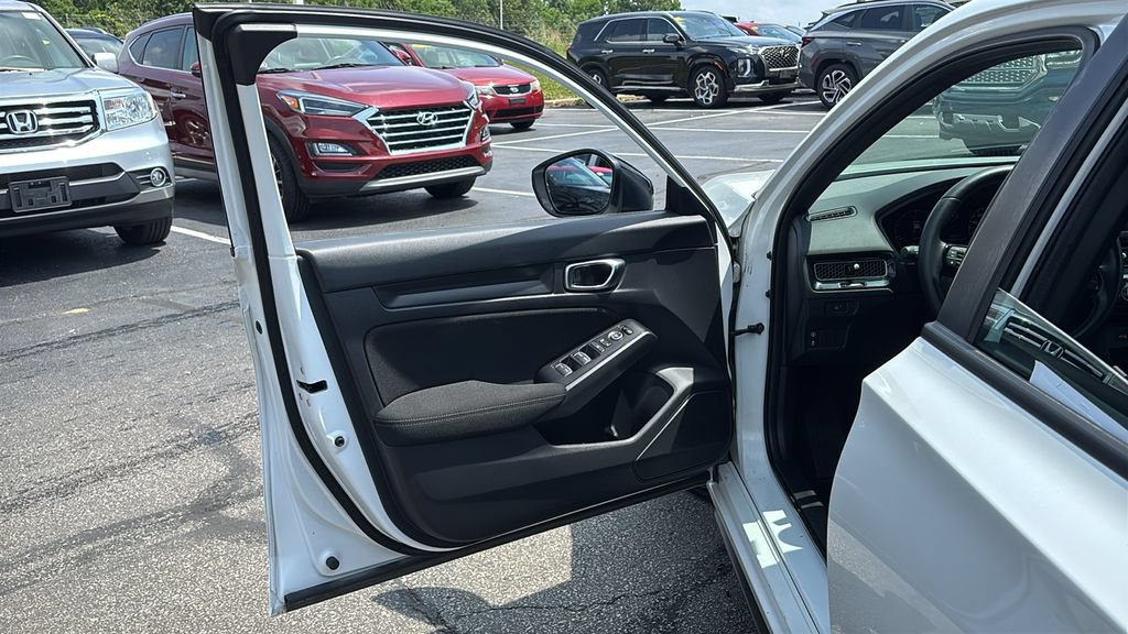 Used 2022 Honda Civic Sport image 11