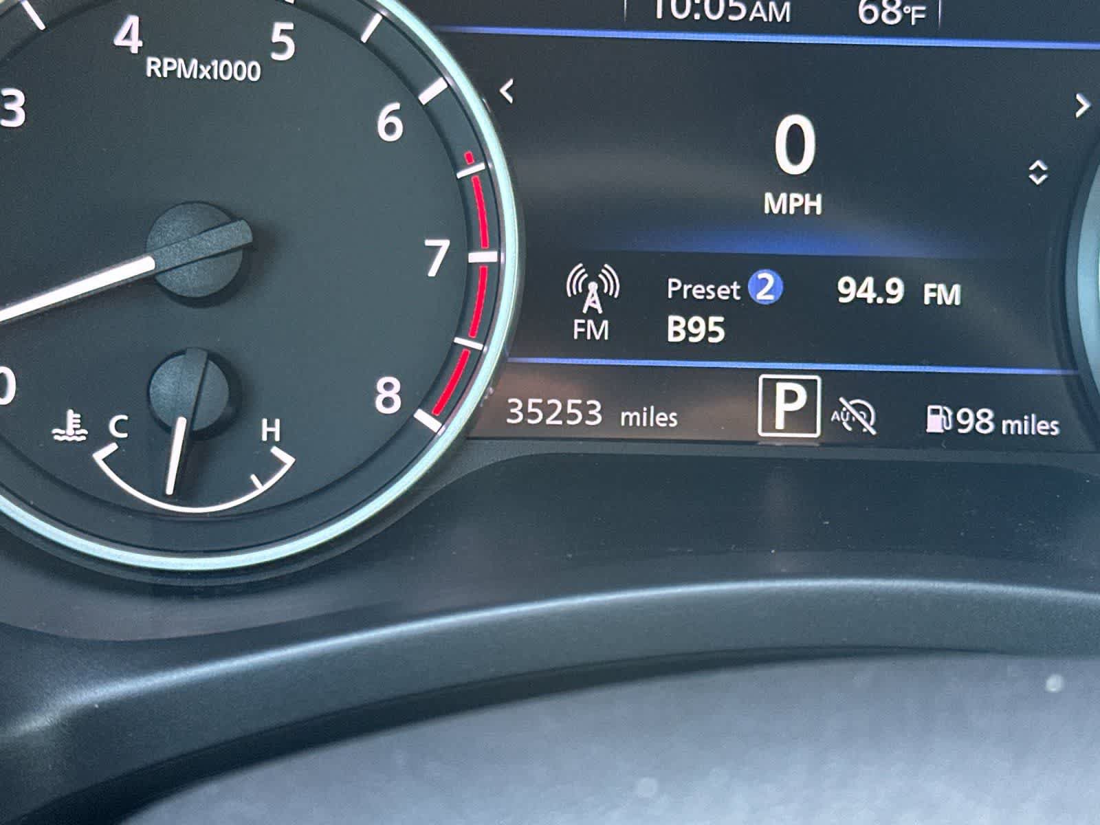 Used 2024 Nissan Sentra SR w/ SR Premium Package FWD image 25