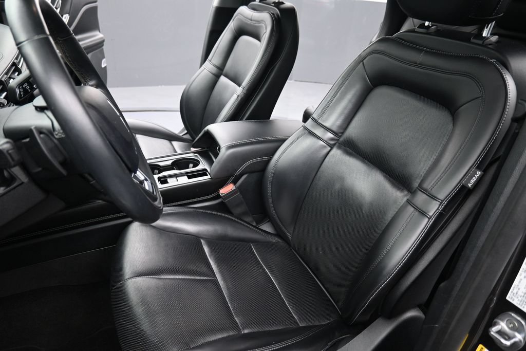 Used 2020 Lincoln Corsair AWD w/ Equipment Group 101A image 10