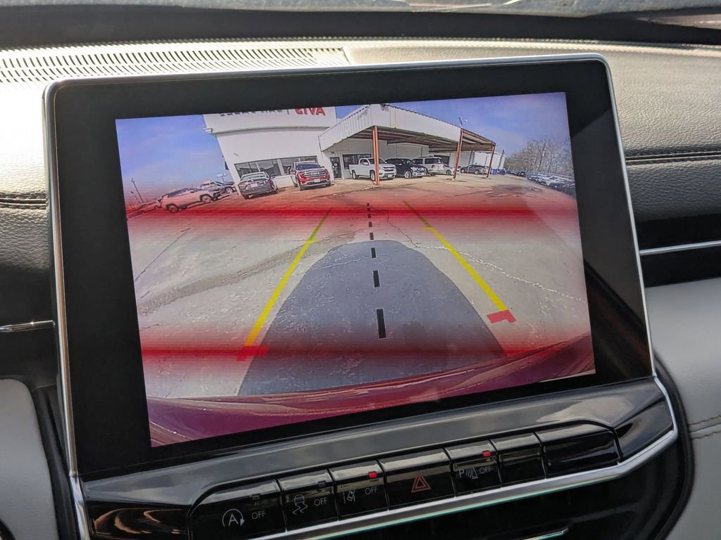 Used 2025 Jeep Compass Limited image 21