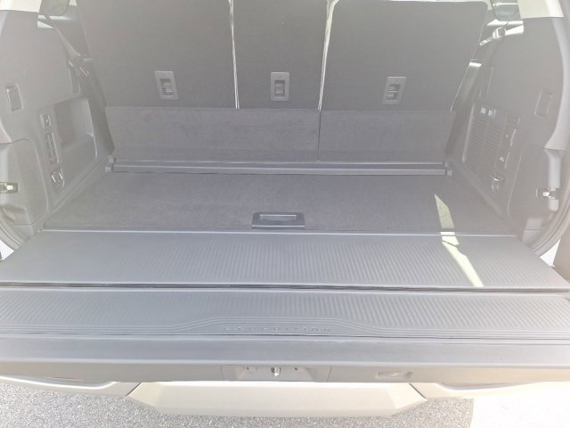 New 2025 Ford Expedition Platinum image 26