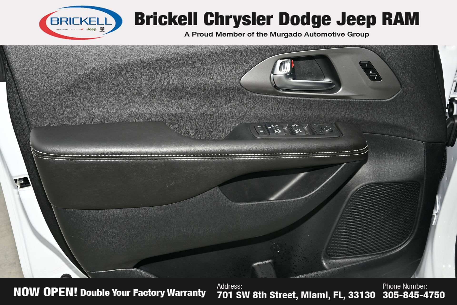 Used 2026 Chrysler Pacifica Select w/ S Appearance Package FWD image 10
