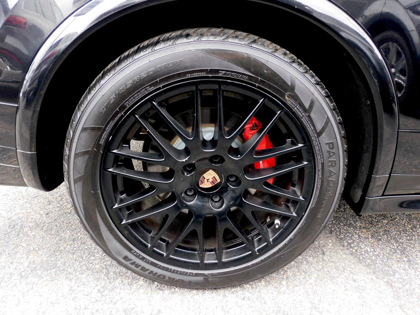 Used 2016 Porsche Cayenne GTS AWD/4WD image 28