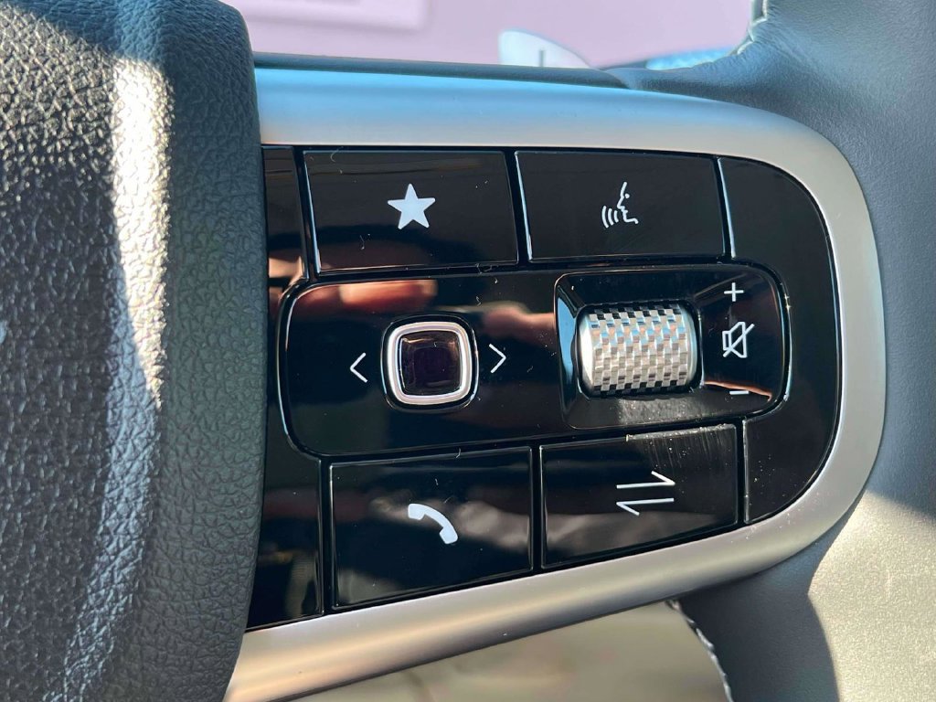 New 2027 Genesis GV70 2.5T AWD/4WD image 18