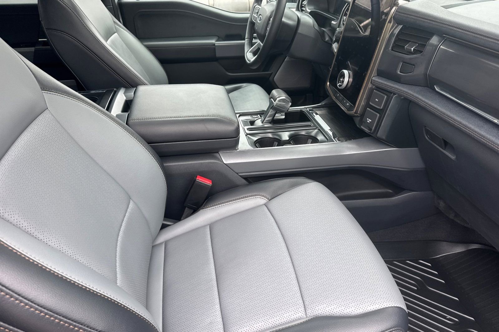 Certified 2025 Ford F150 Lightning Lariat image 16