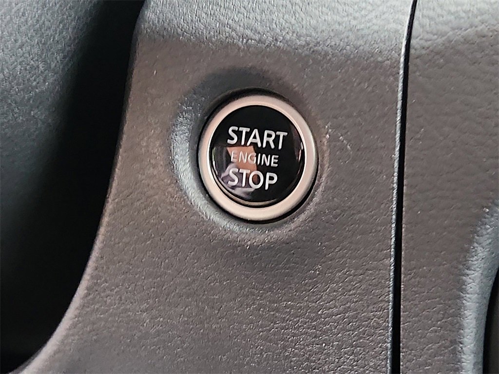 Certified 2024 Nissan Frontier SV image 24