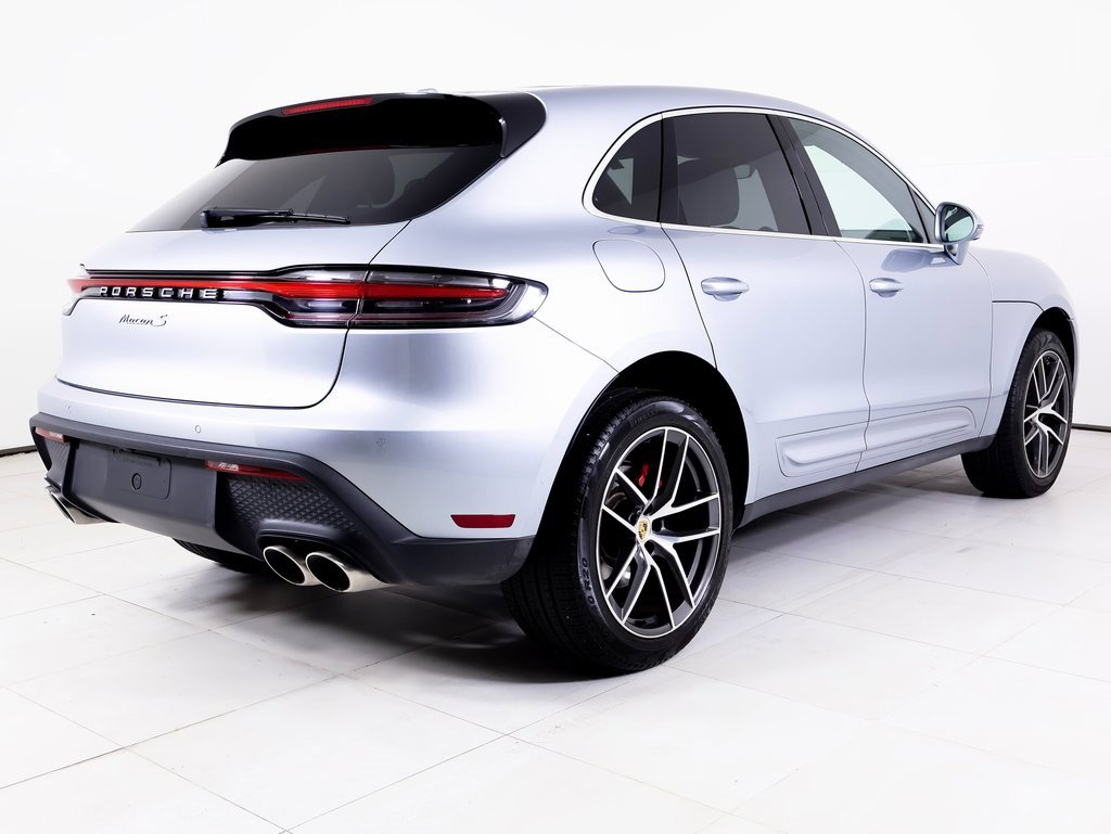 Certified 2023 Porsche Macan S w/ Premium Package Plus image 27