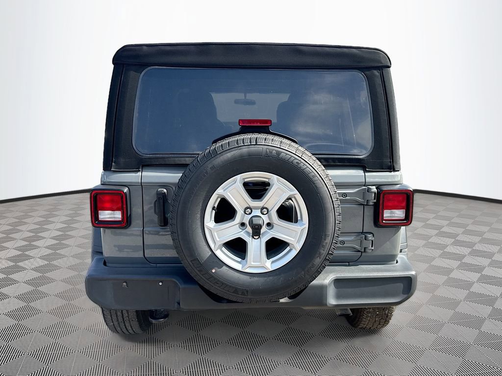 Used 2022 Jeep Wrangler Unlimited Sport AWD/4WD image 7